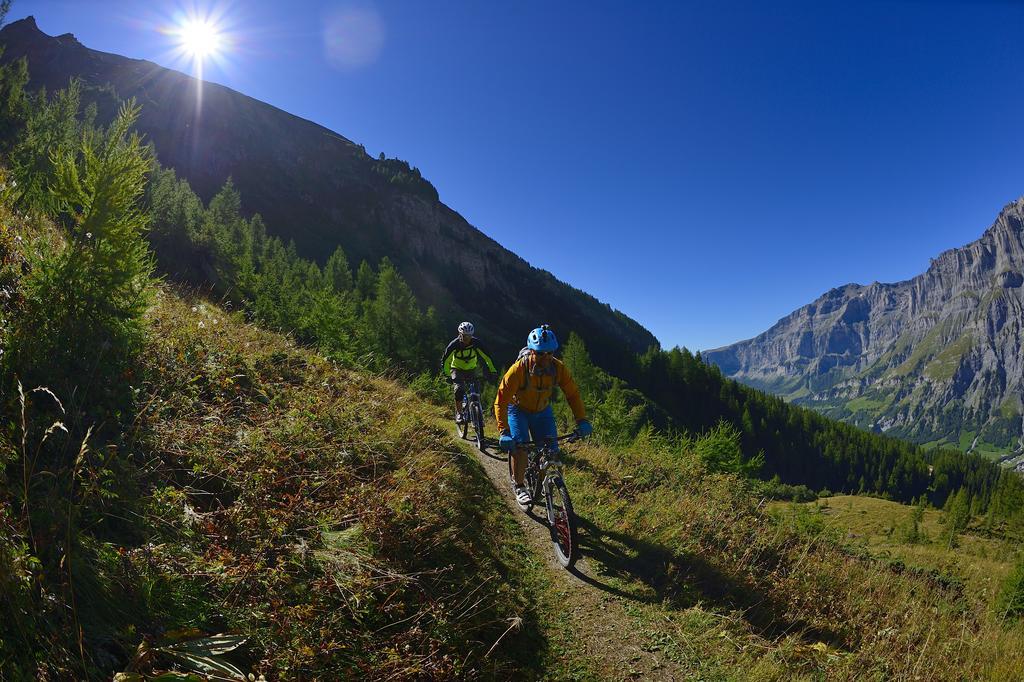 Le Bristol Leukerbad Buitenkant foto